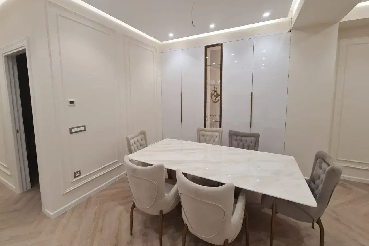 3-room apartment, Leonid Azgaldyan St, 14