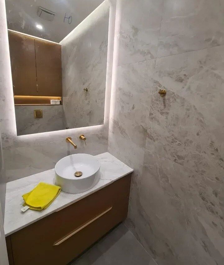 3-room apartment, Leonid Azgaldyan St, 21