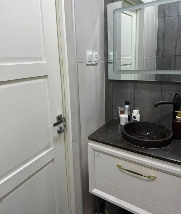 3-room apartment, Argishti St, 8