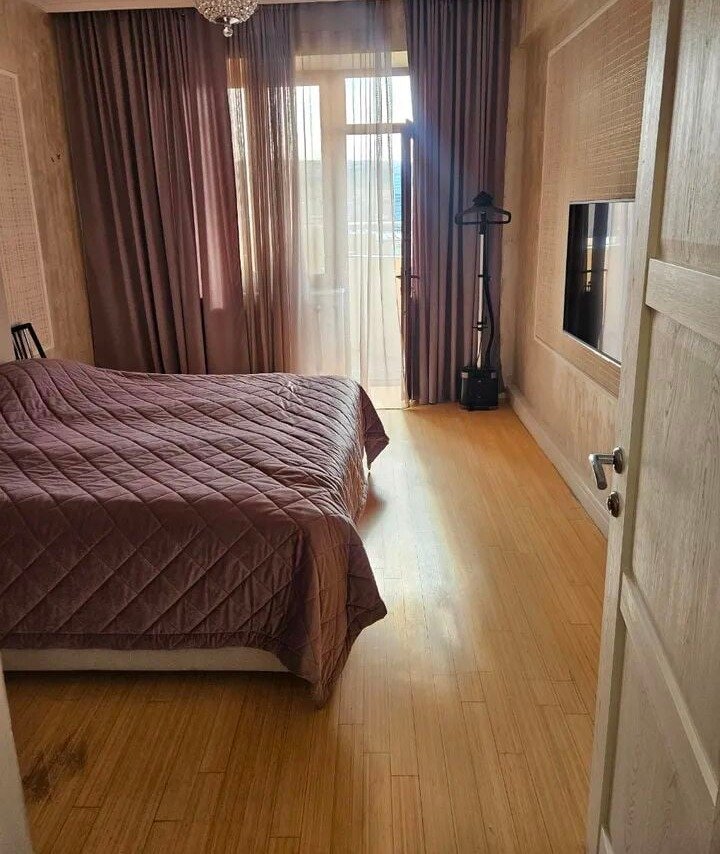 3-room apartment, Argishti St, 12