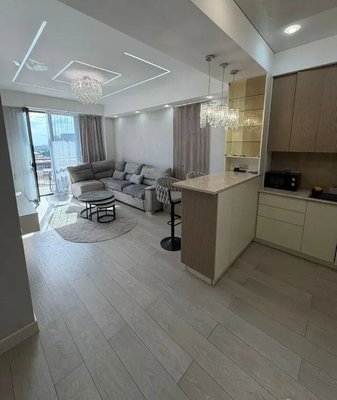 2-комн. квартира, ул. Ростома