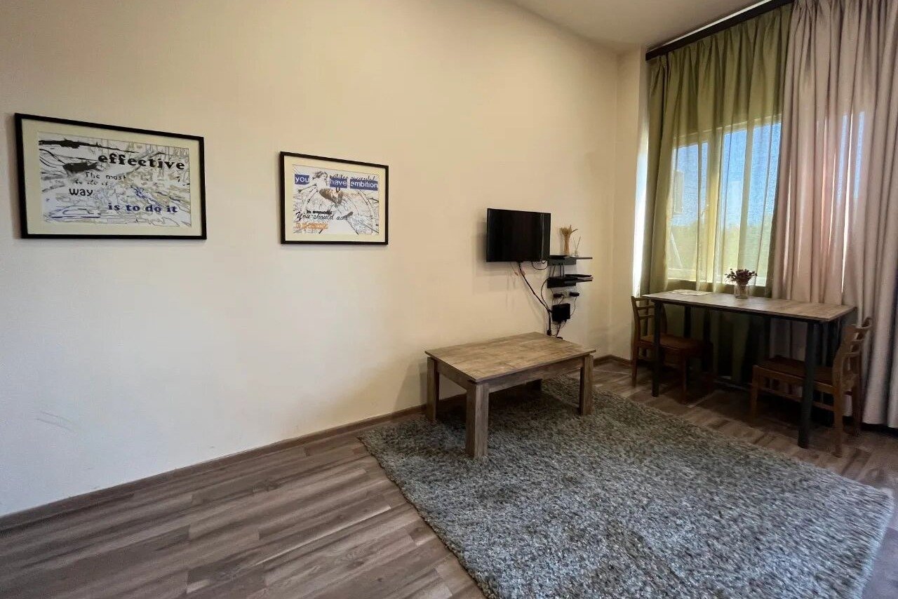1-room apartment, Улица Закяна, 13