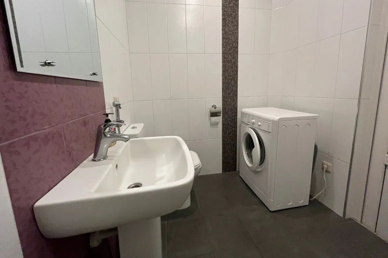 1-room apartment, Улица Закяна, 21