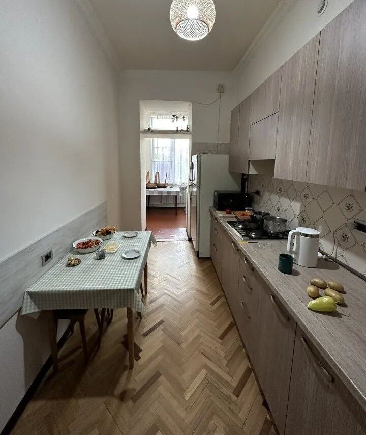 3-комн. квартира, ул. Исаакяна, 9