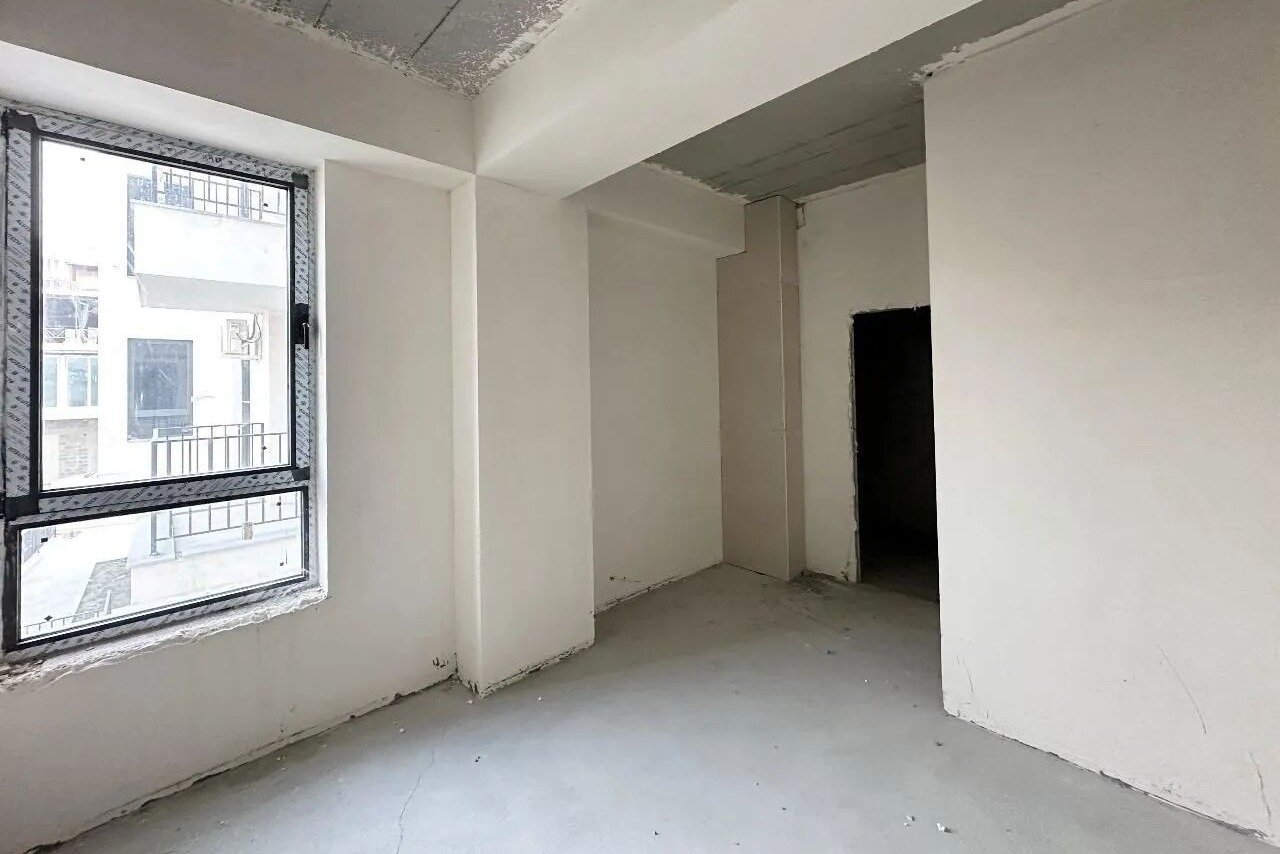 4 սենյականոց բնակարան, Գևորգ Ջահուկյան փ., 11