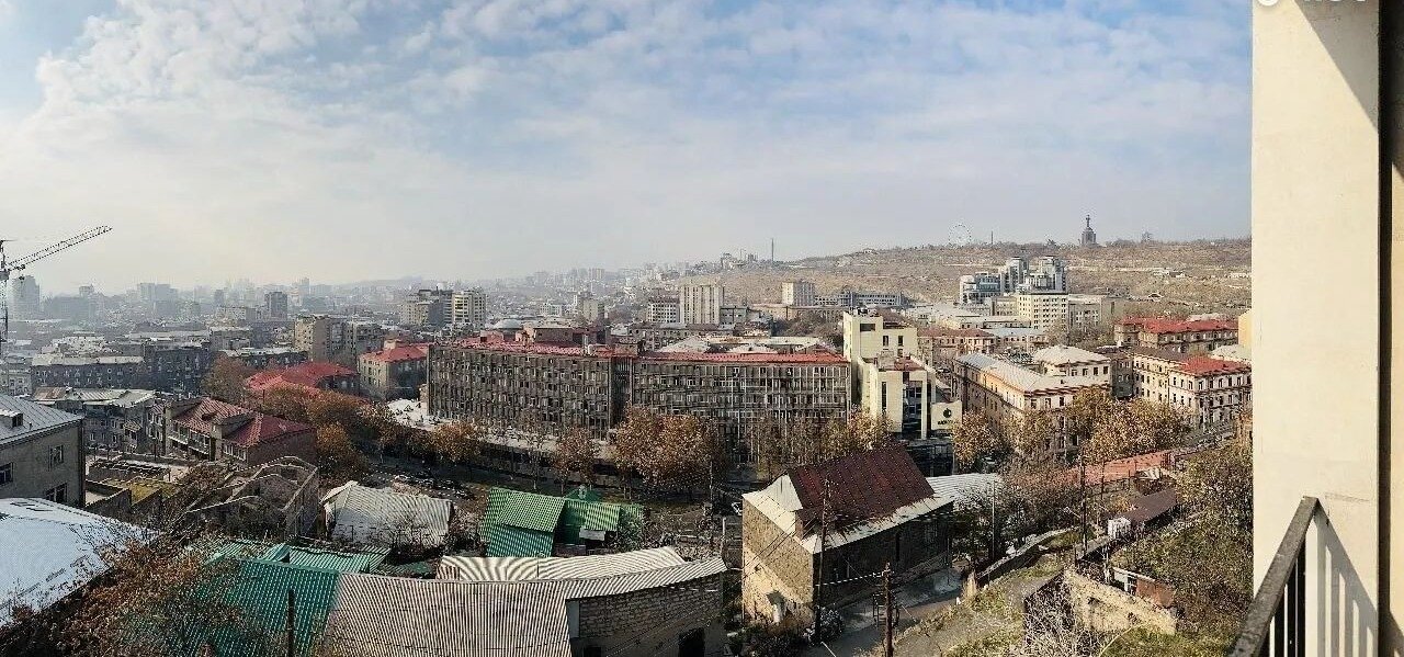 4 սենյականոց բնակարան, Գևորգ Ջահուկյան փ., 22