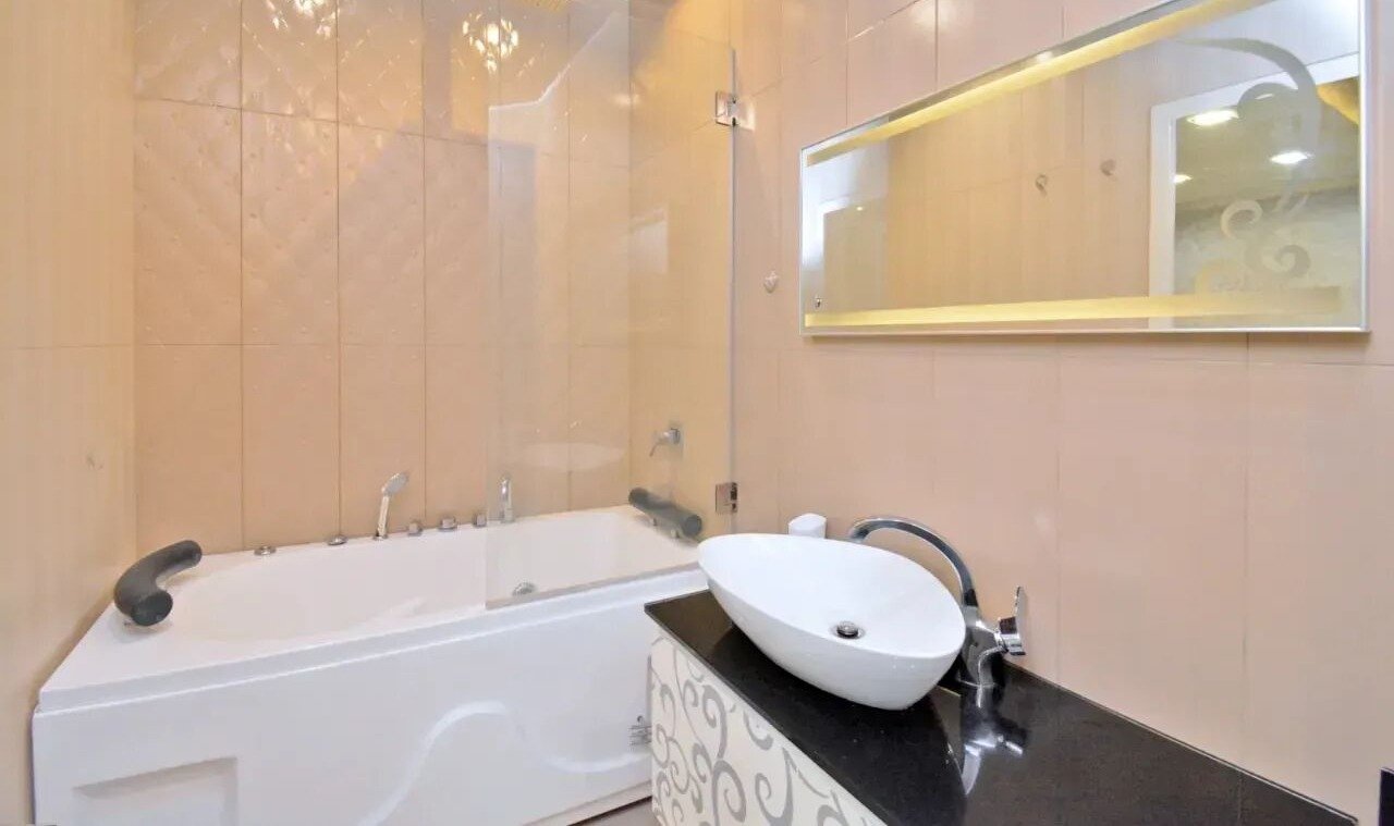 2-комн. квартира, ул. Сарьяна, 9