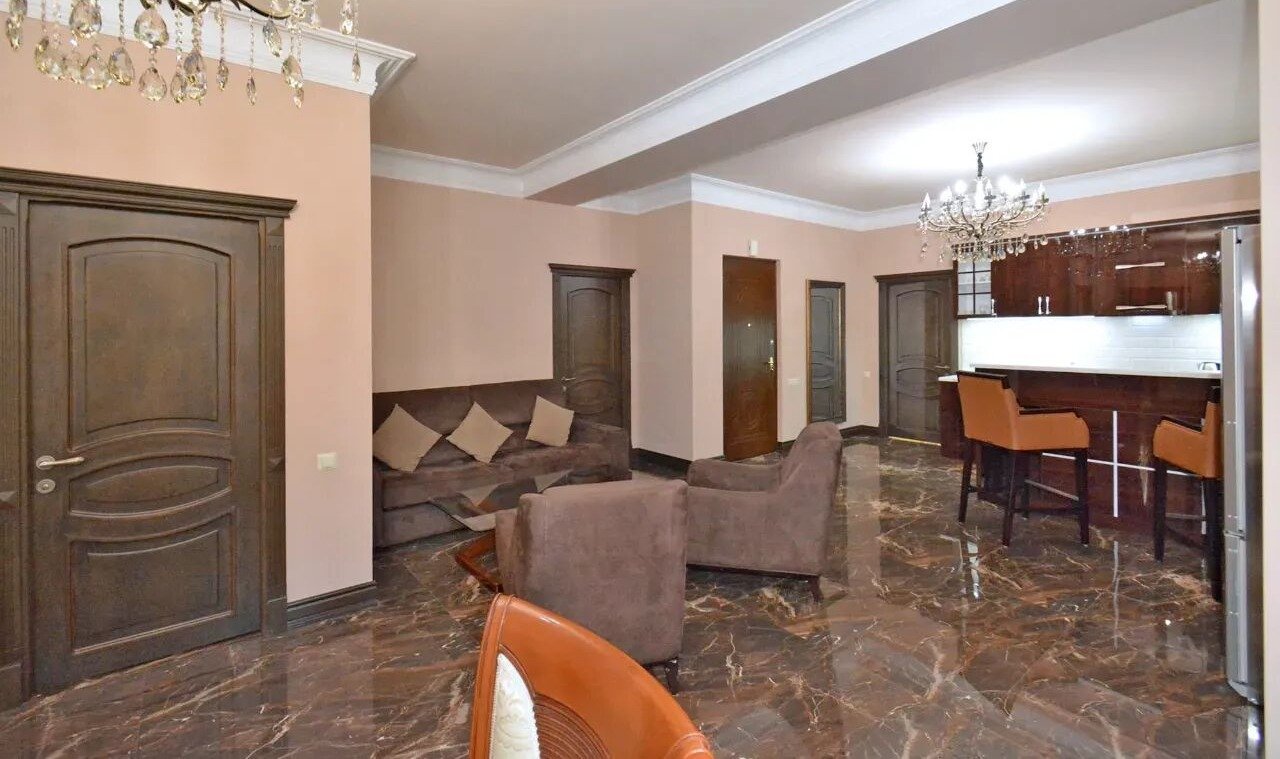 3-комн. квартира, ул. Папа Тагавора, 15