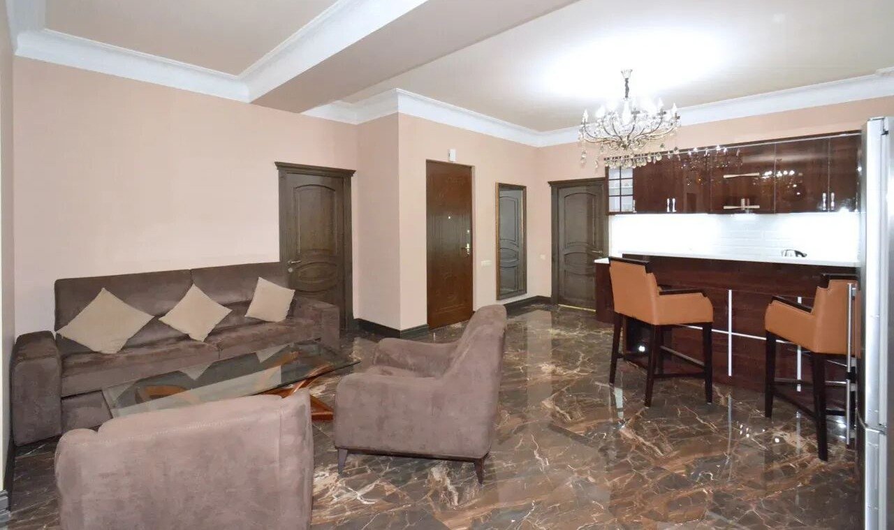 3-комн. квартира, ул. Папа Тагавора, 17