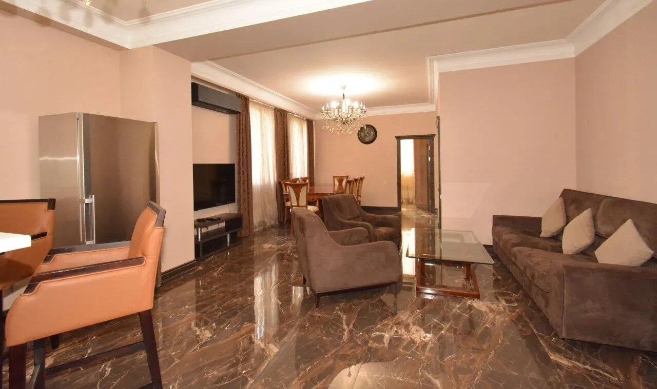 3-комн. квартира, ул. Папа Тагавора, 18