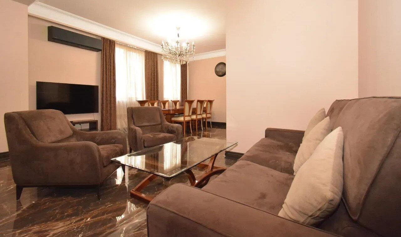 3-комн. квартира, ул. Папа Тагавора, 19