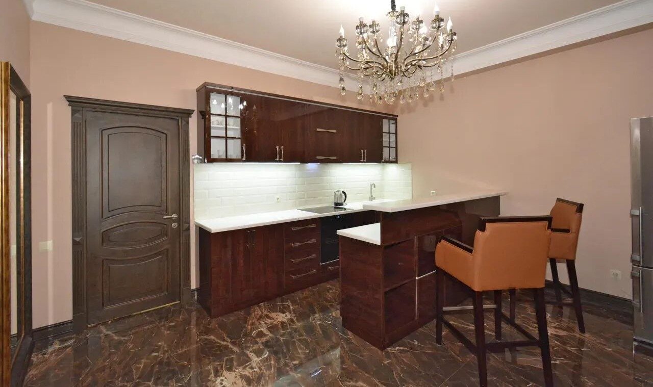 3-комн. квартира, ул. Папа Тагавора, 20