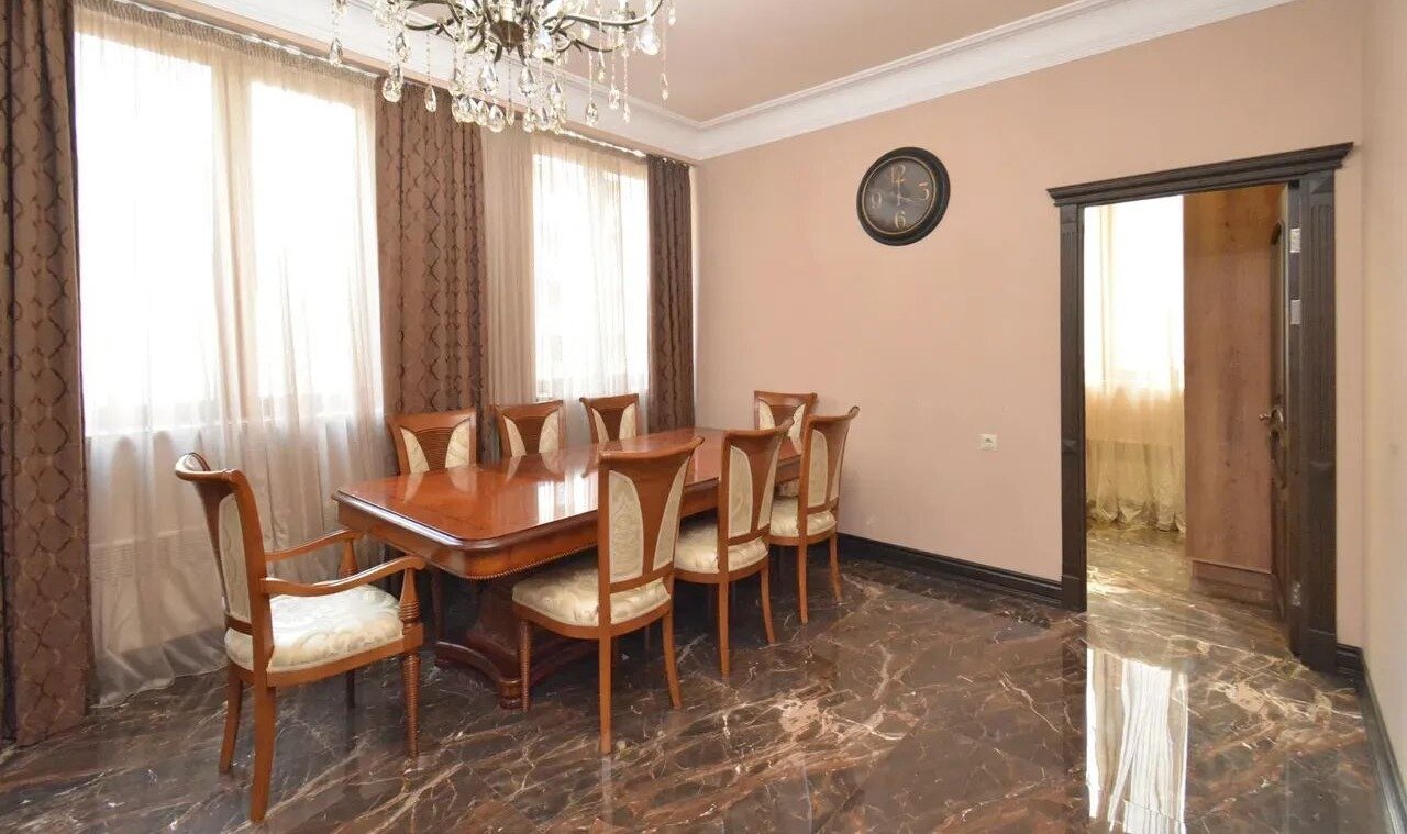 3-комн. квартира, ул. Папа Тагавора, 22