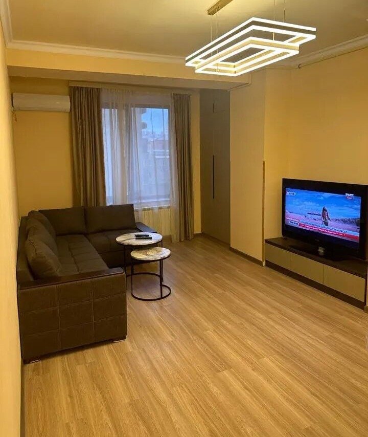 2-room apartment, Argishti St, 1