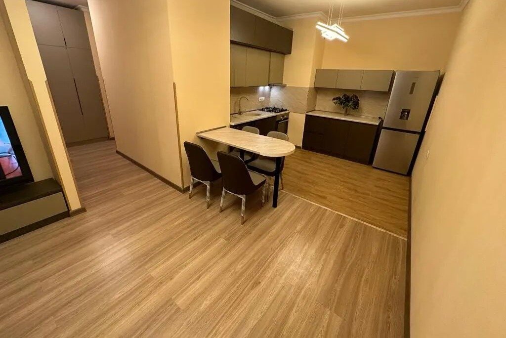2-room apartment, Argishti St, 4