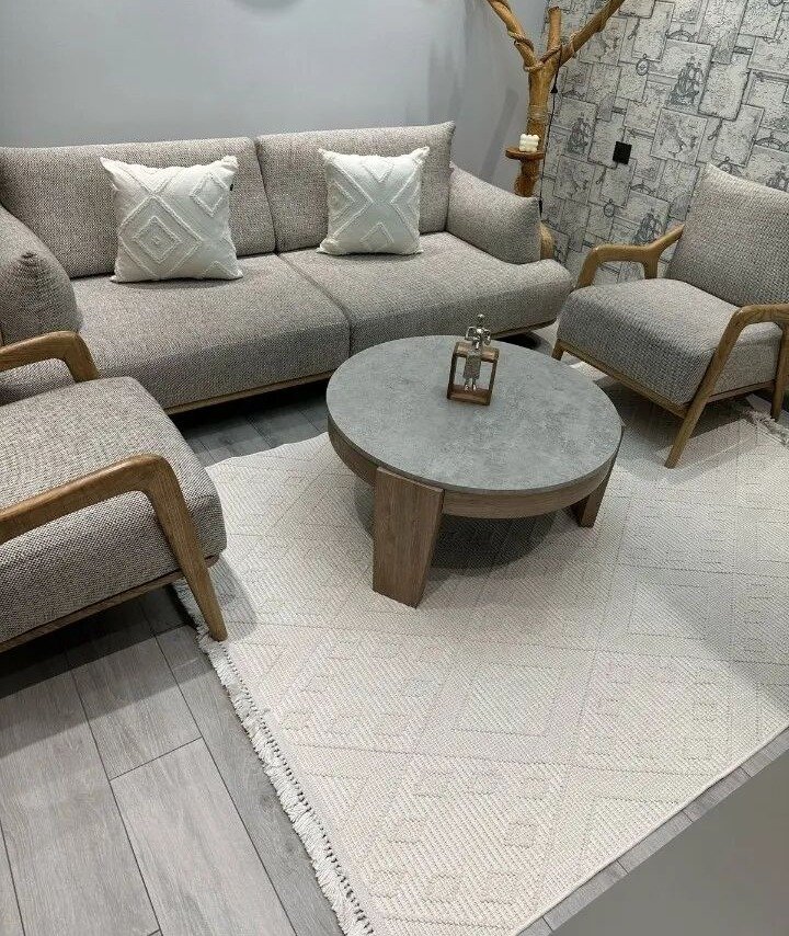 2-комн. квартира, ул. Амиряна, 16