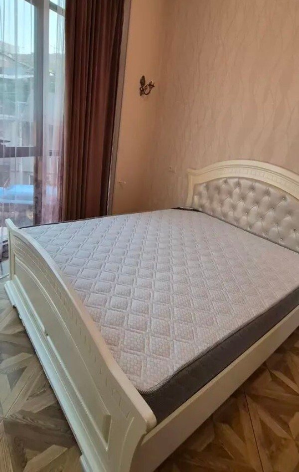 3-комн. квартира, ул. Чаренца, 8