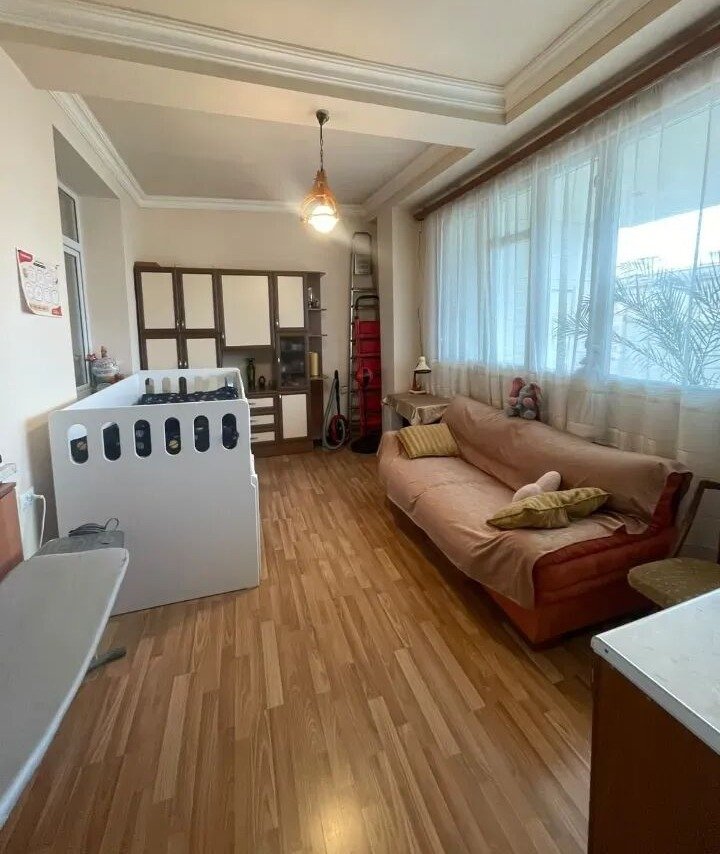 4-комн. квартира, ул. Закяна, 17
