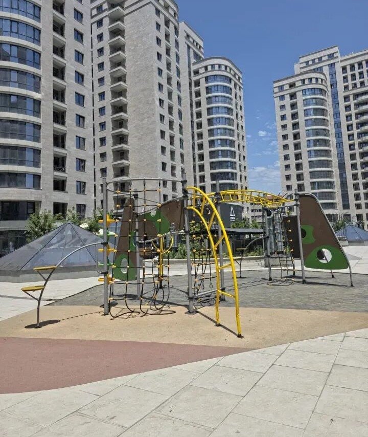 3-room apartment, Arshakunyats Ave, 8
