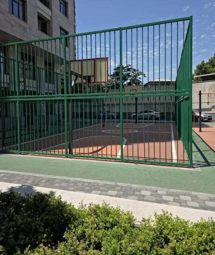 3-room apartment, Arshakunyats Ave, 12