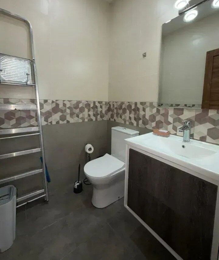 3 սենյականոց բնակարան, Մոնթե Մելքոնյանի պող., 19