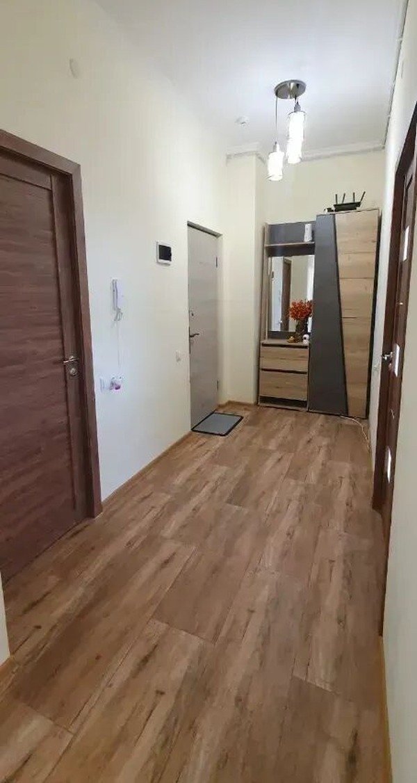 3 սենյականոց բնակարան, Մոնթե Մելքոնյանի պող., 21