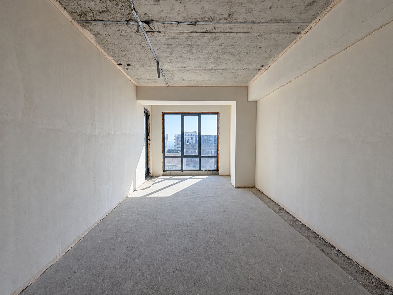 2-комн. квартира, ул. Кирка Керкоряна, 7