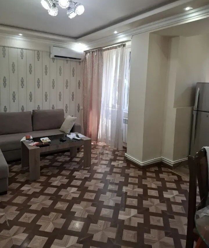 2 սենյականոց բնակարան, Գուսան Շերամի փ., 5