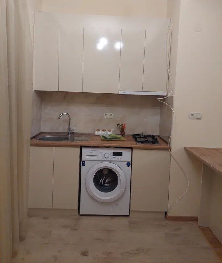 3-room apartment, Sebastiayi St, 4