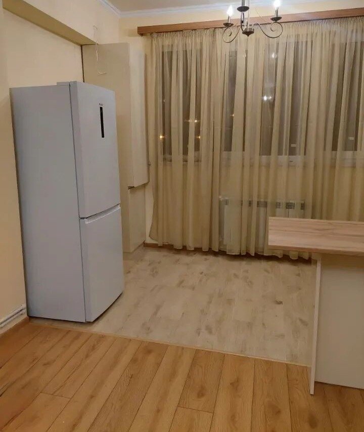 3-room apartment, Sebastiayi St, 5
