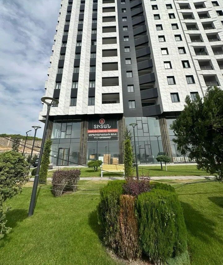 3-room apartment, Monte Melkonyan St, 14
