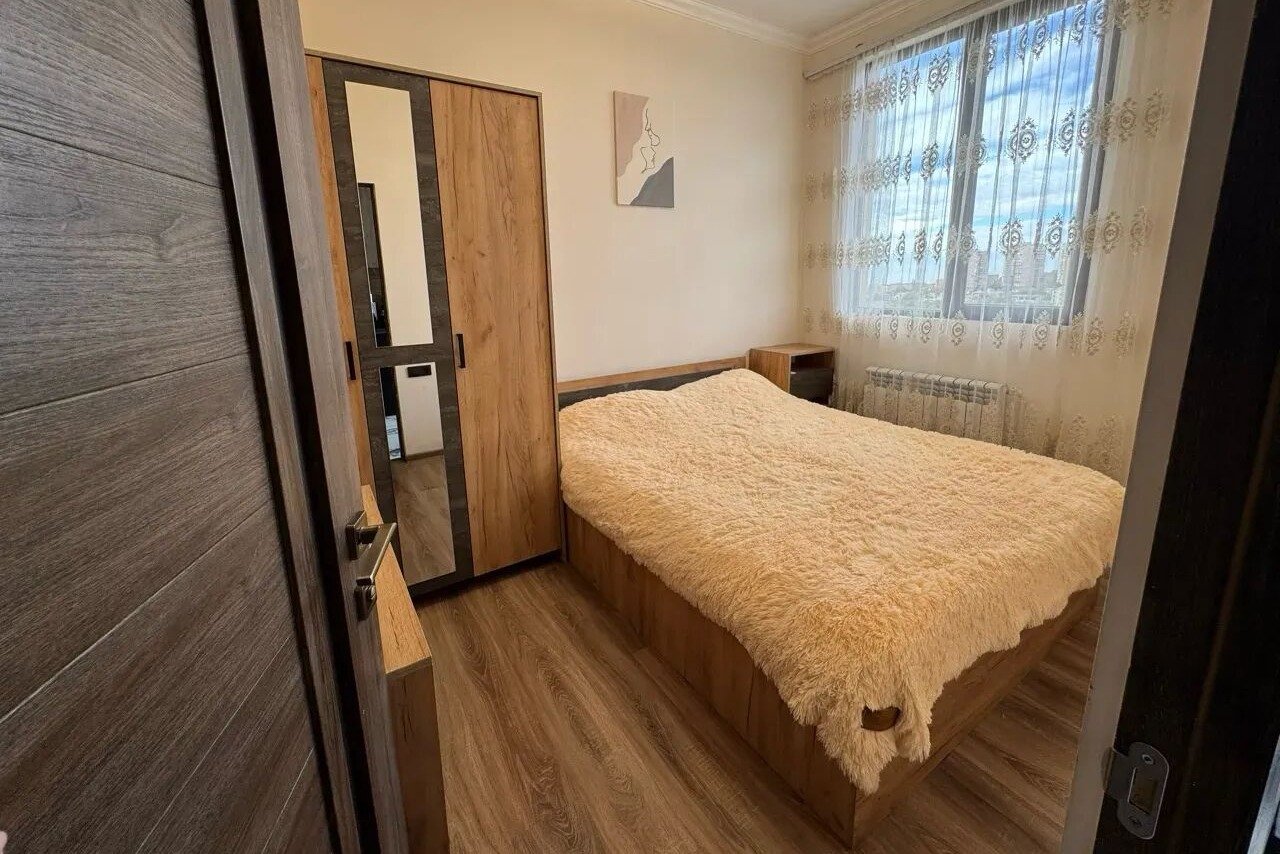3-room apartment, Minski St, 10