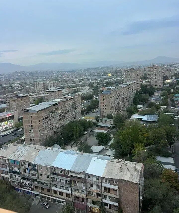 2-комн. квартира, ул. Артёма Микояна, 17