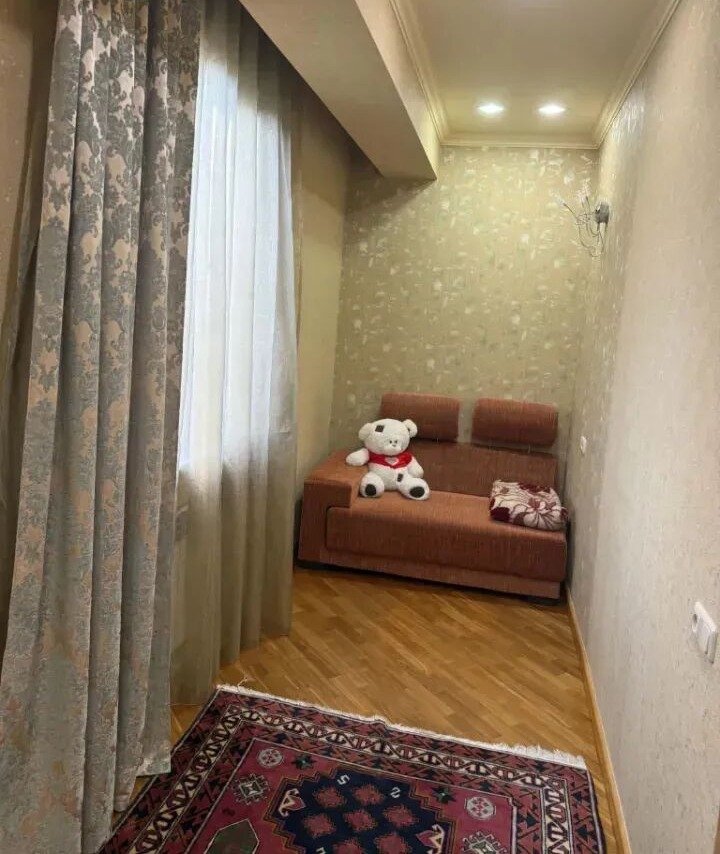 5-room apartment, Kocharyan St, 13
