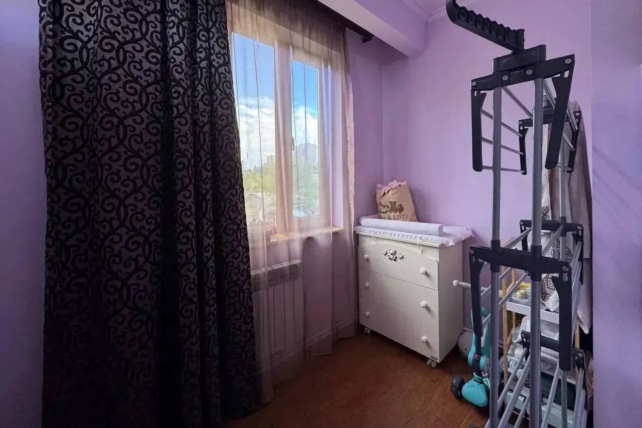 5-room apartment, Kocharyan St, 19