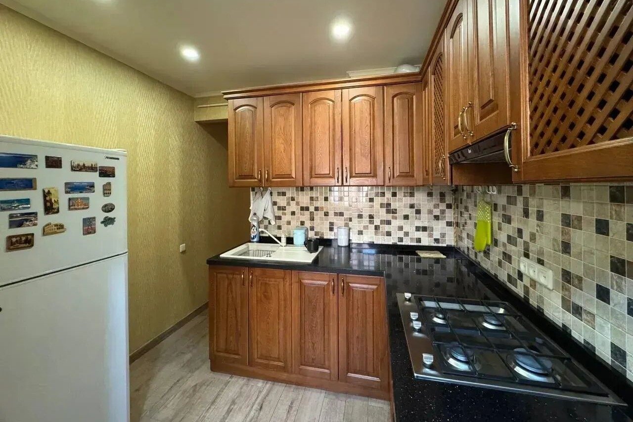 5-room apartment, Kocharyan St, 20