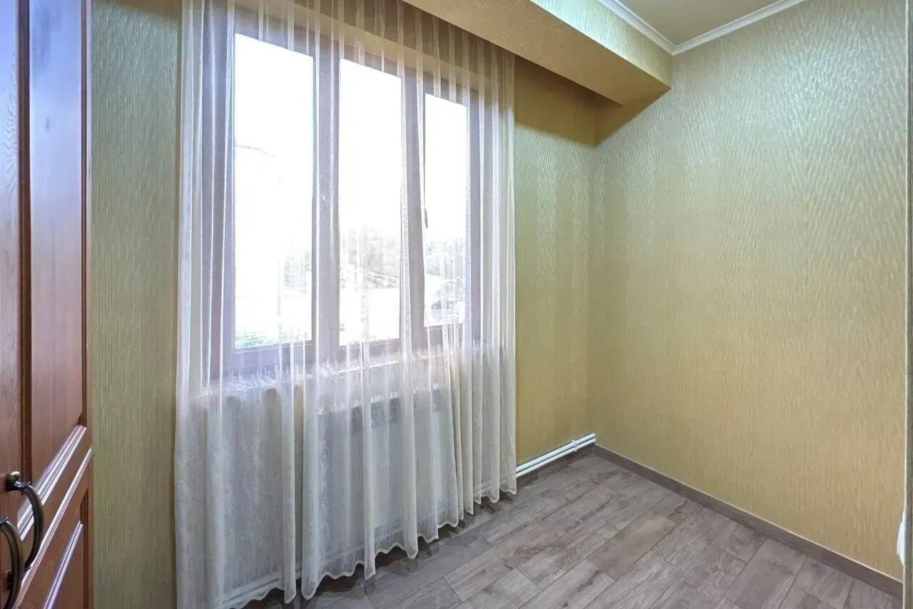 5-room apartment, Kocharyan St, 21