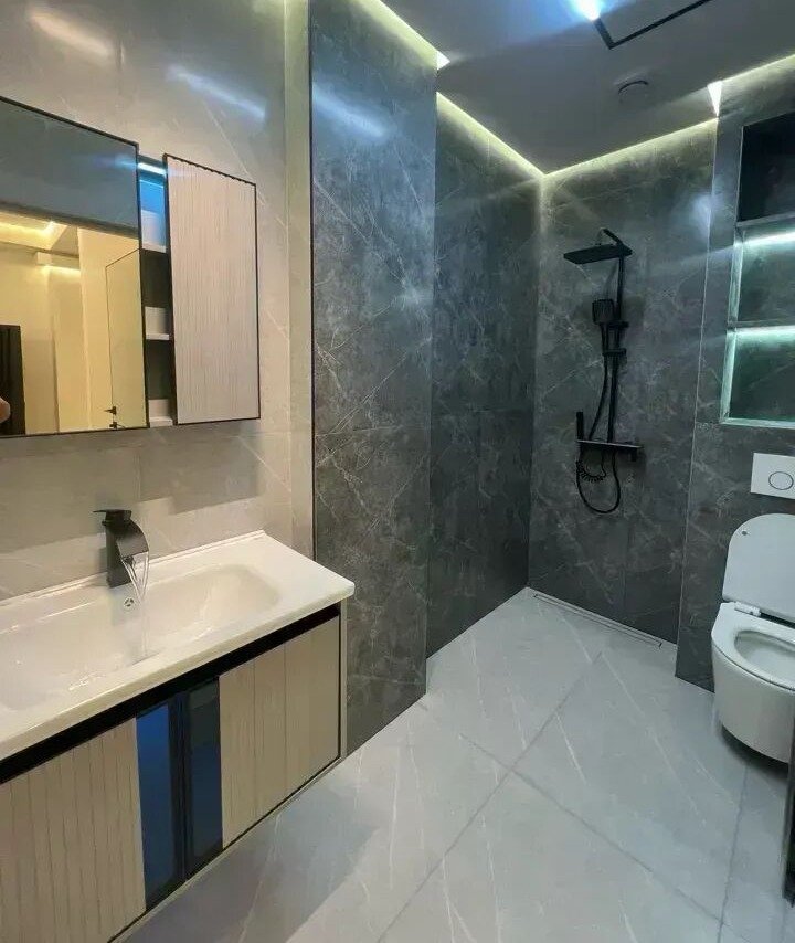 2-комн. квартира, ул. Артёма Микояна, 8