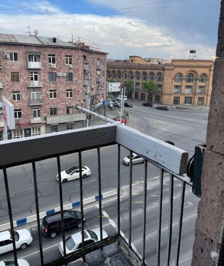 3-комн. квартира, пр. Аршакуняц, 8